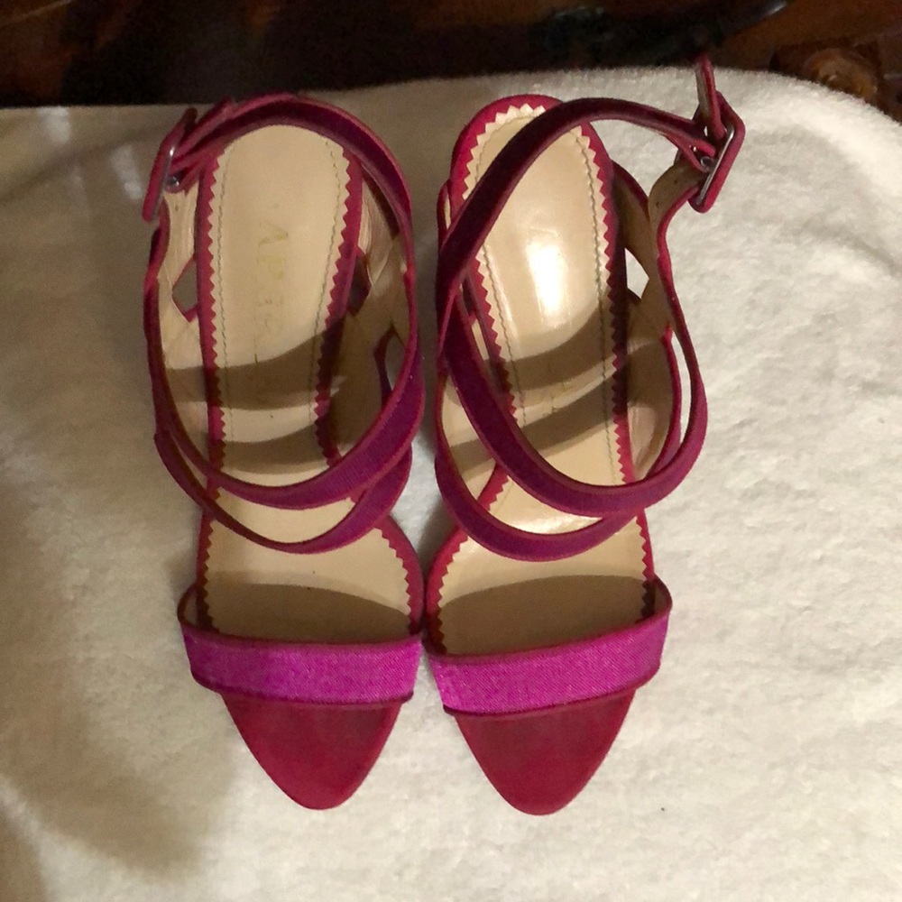 APERLAI Sandals FOR TRADE ONLY